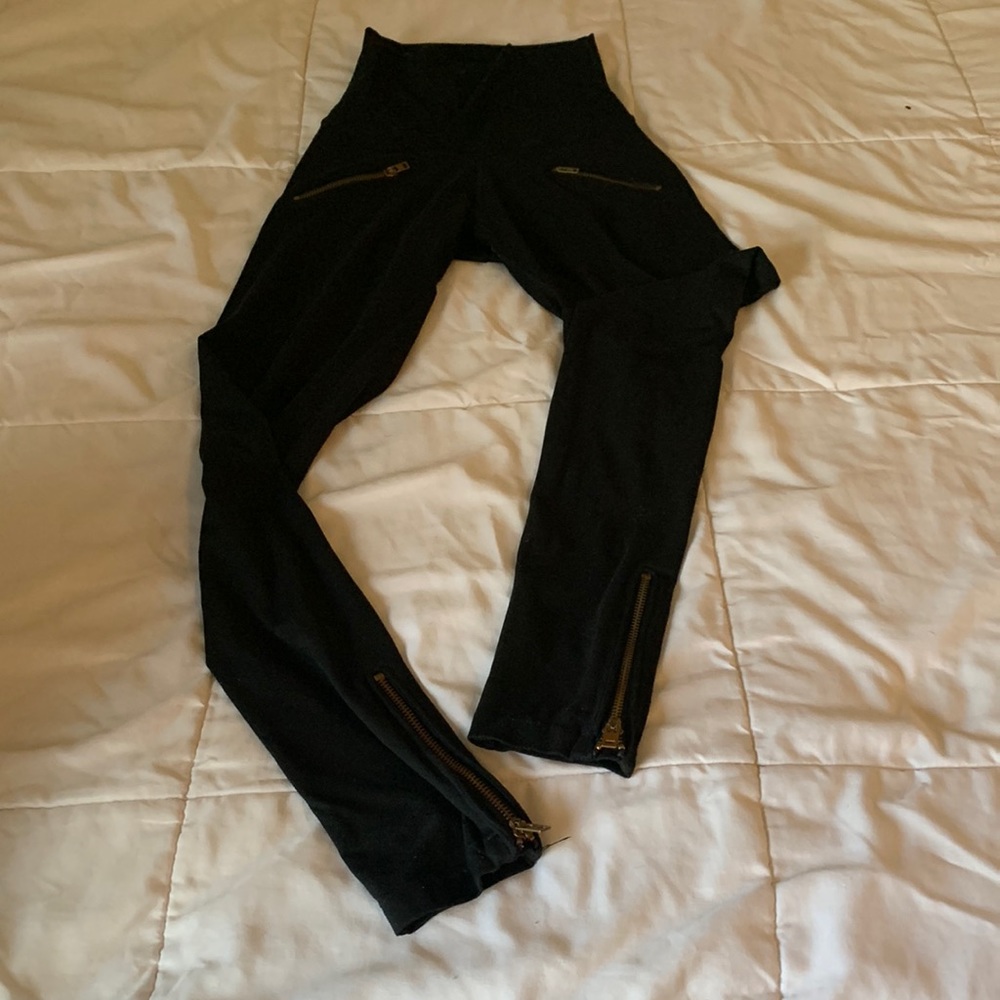 DYI high waisted black leggings with gold zippers